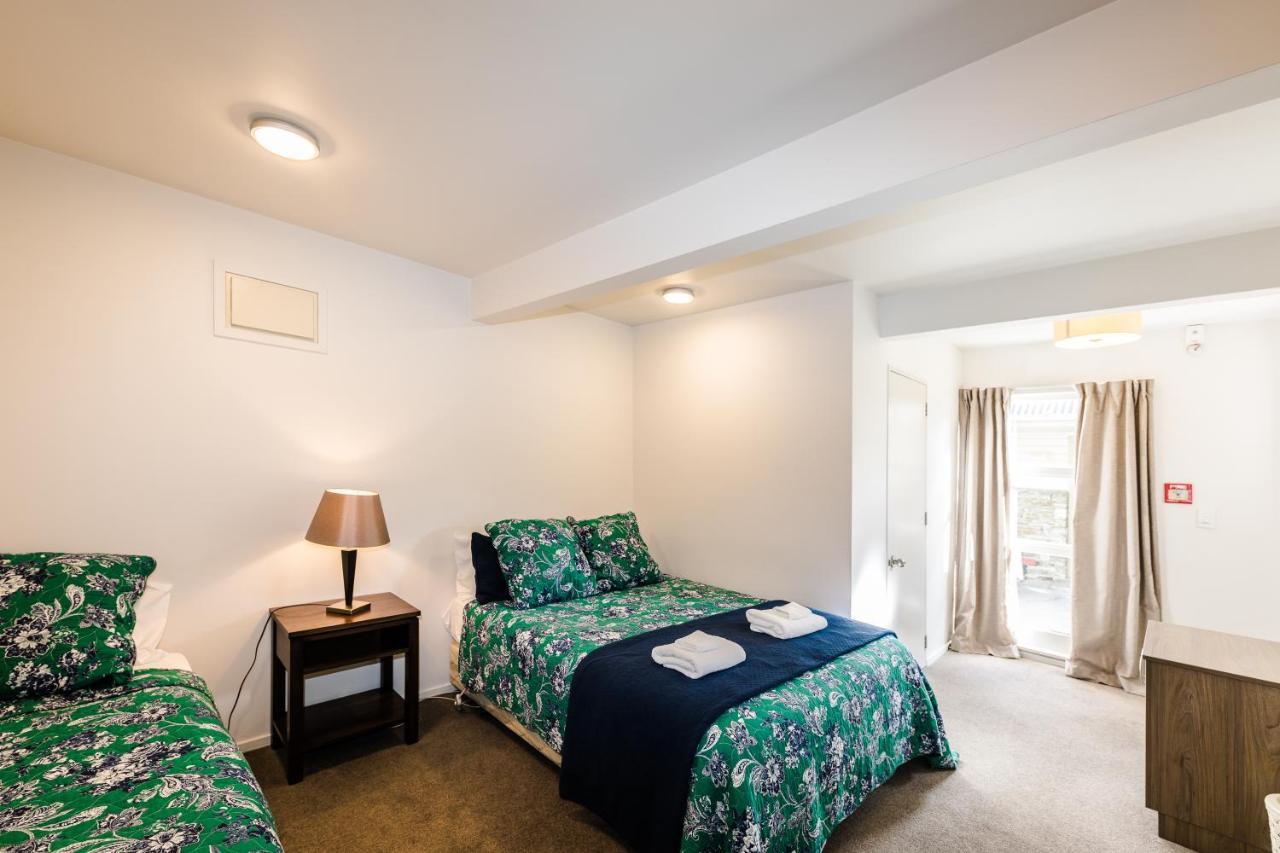 Bold Peak Lodge Queenstown Extérieur photo