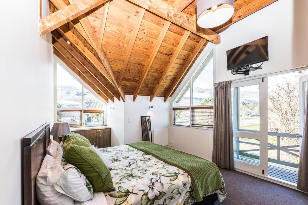 Bold Peak Lodge Queenstown Extérieur photo
